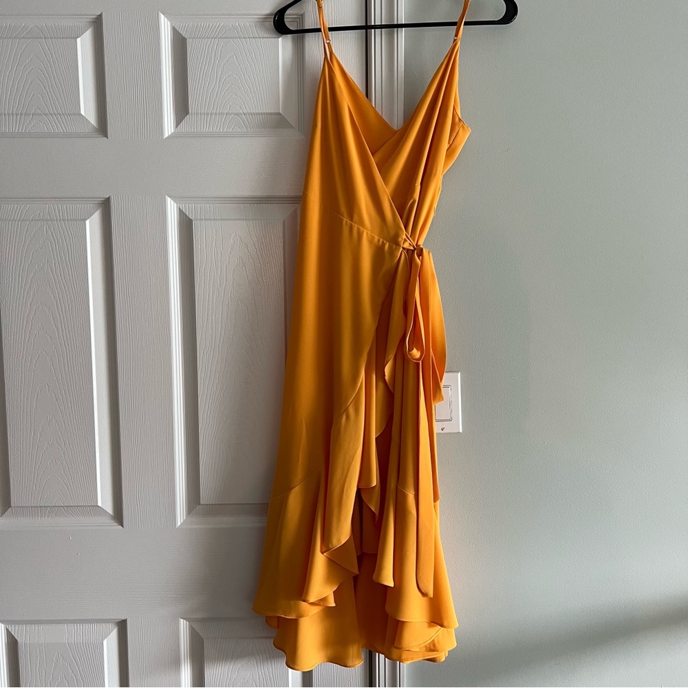 Yellow cocktail dress with adjustable straps